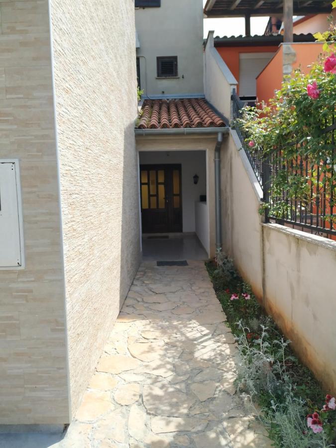 Apartments Zlatko Pula Exterior foto